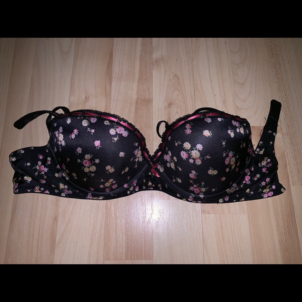 Floral VS bra